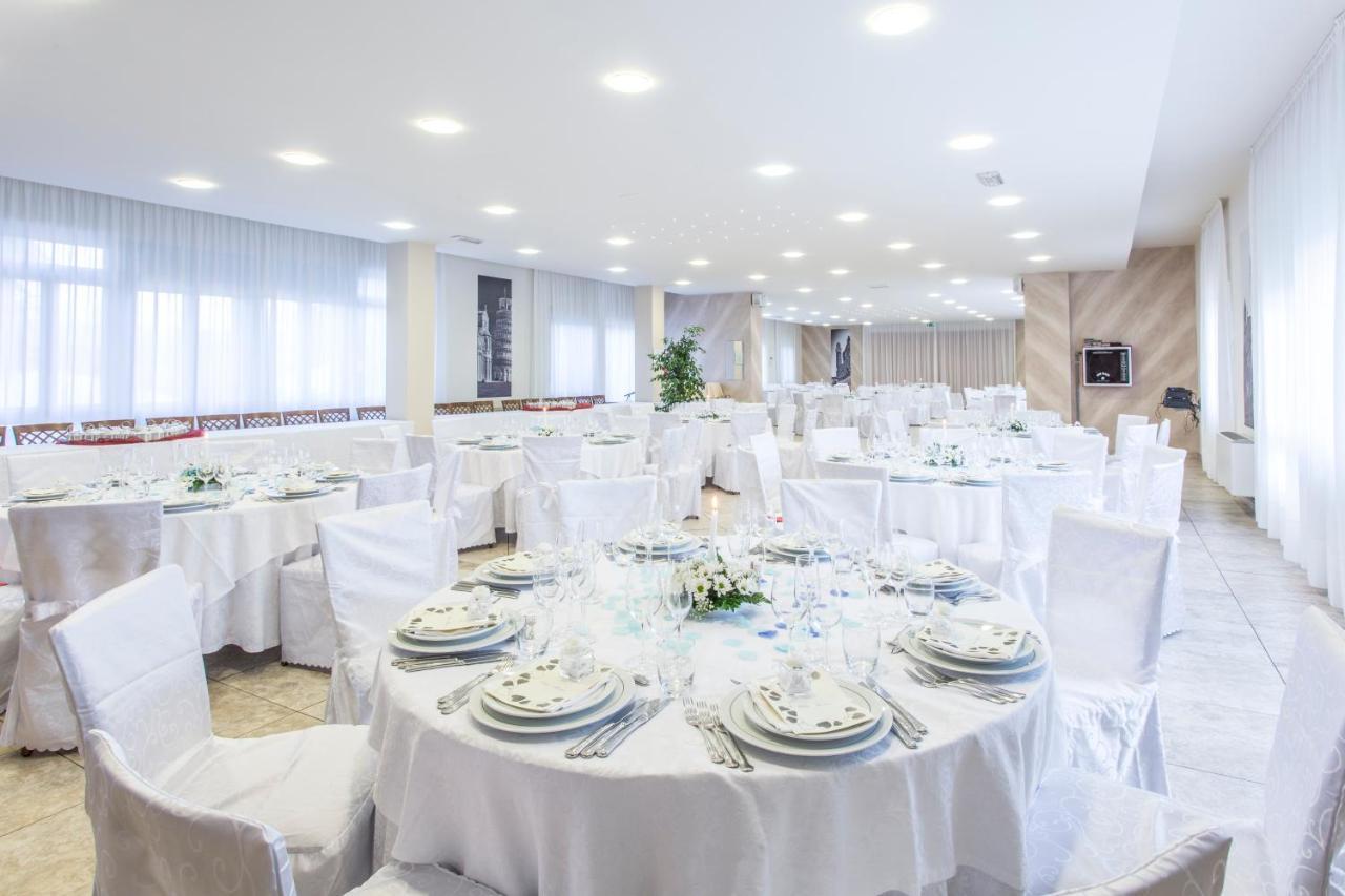Hotel Ristorante Paladini Carisio Zewnętrze zdjęcie